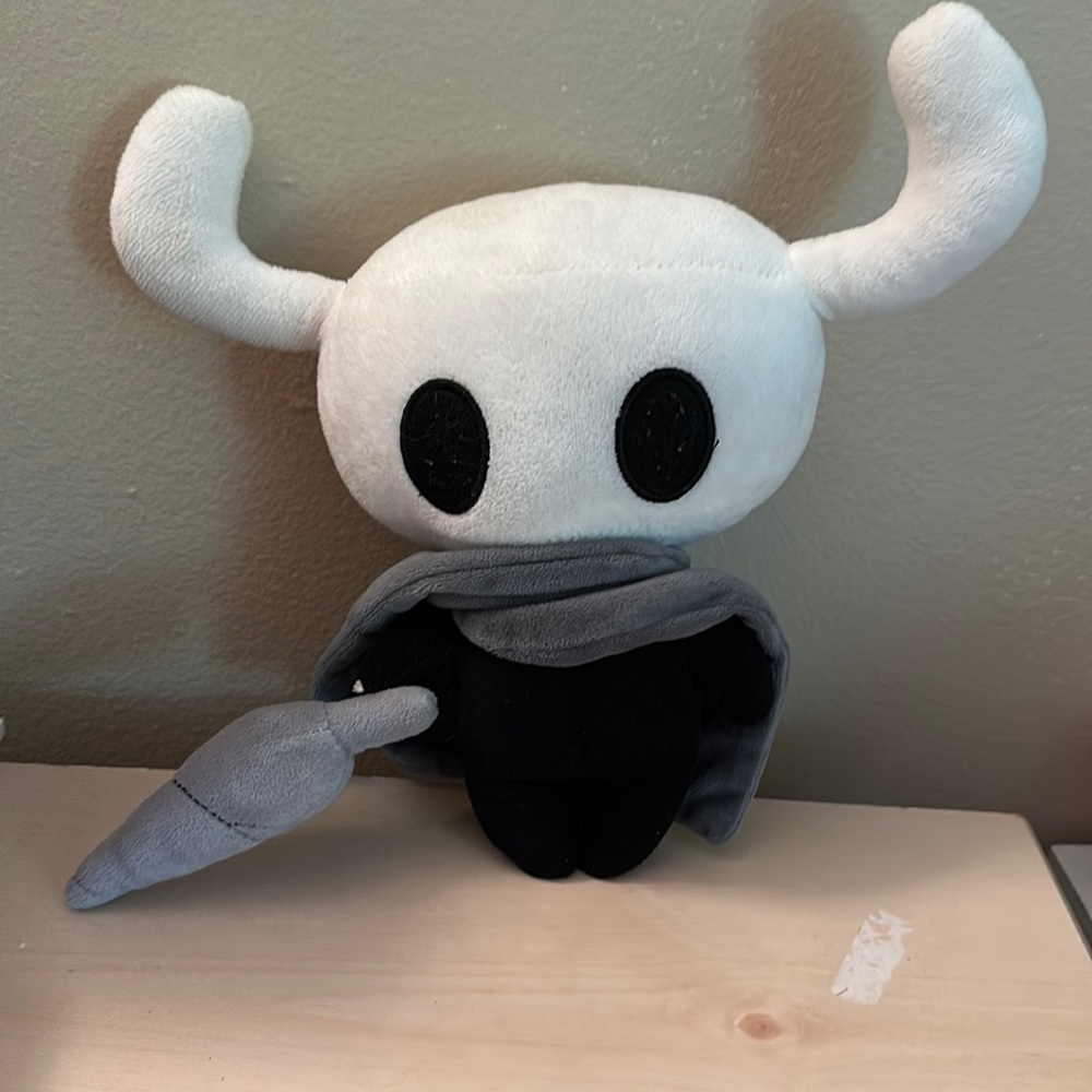 Hollow Knight Bug Knight Plushie